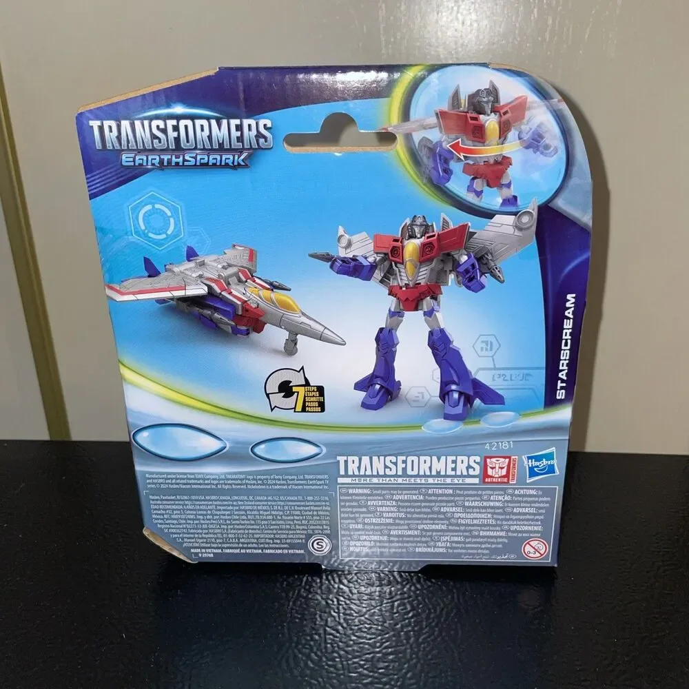 Transformers EarthSpark Warrior Class Starscream 5